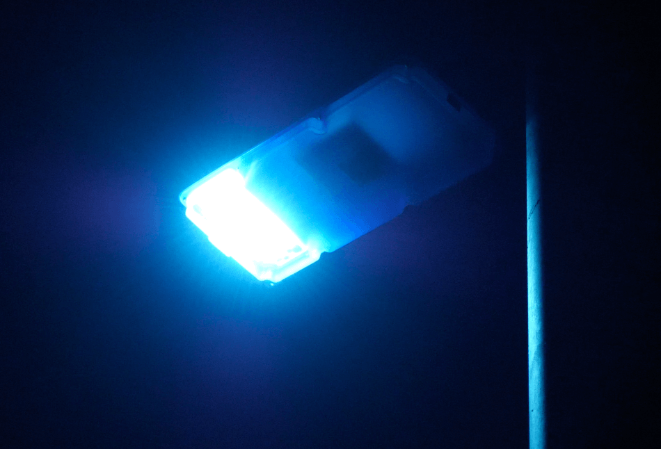 写真:Light up safety 02